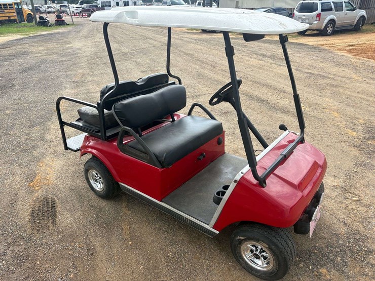 2002-club-car-ds-gas-golf-cart-image-4