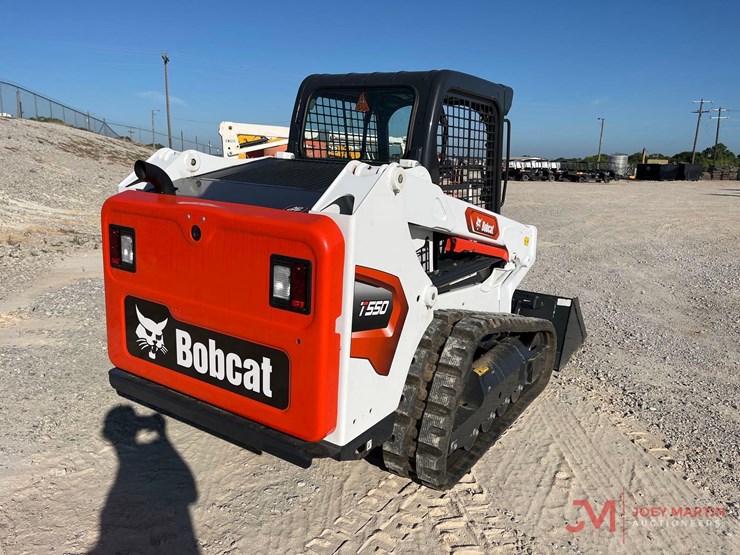 2025-bobcat-t550-image-2