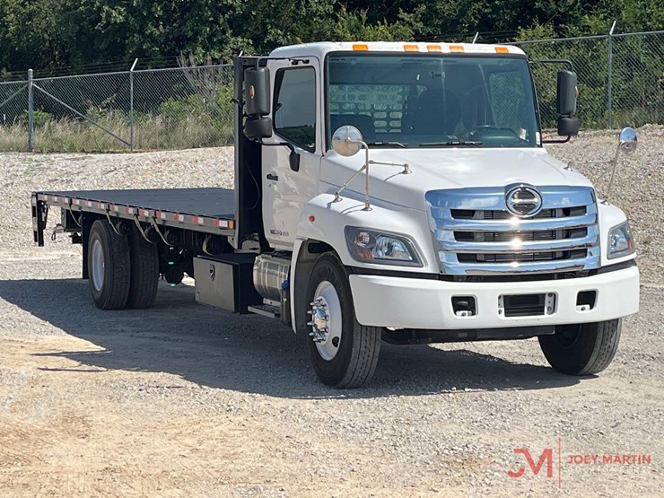 hino-338-image-1