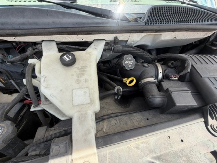 2013-chevrolet-express-3500-image-56