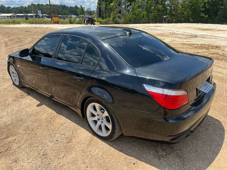 2010-bmw-535i-4-door-sedan-(171,524-miles)-image-2