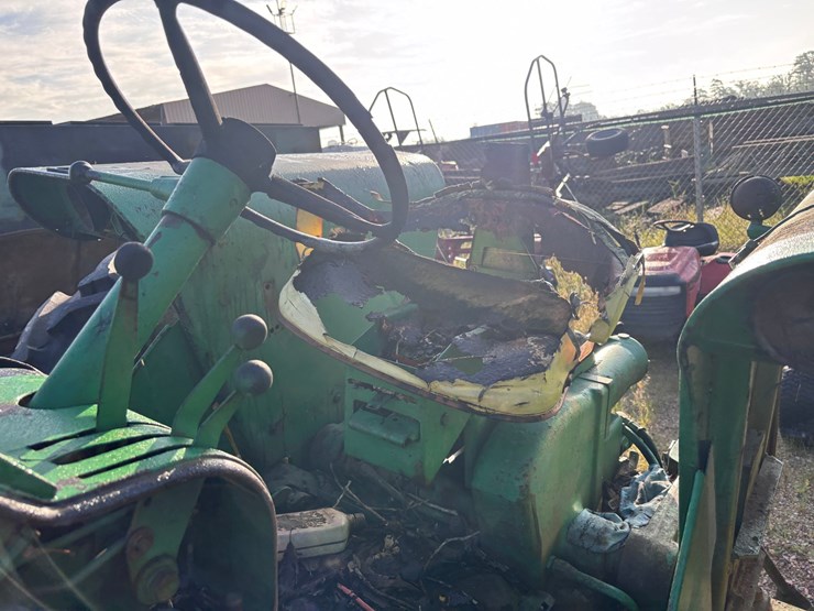 john-deere-5020-image-6