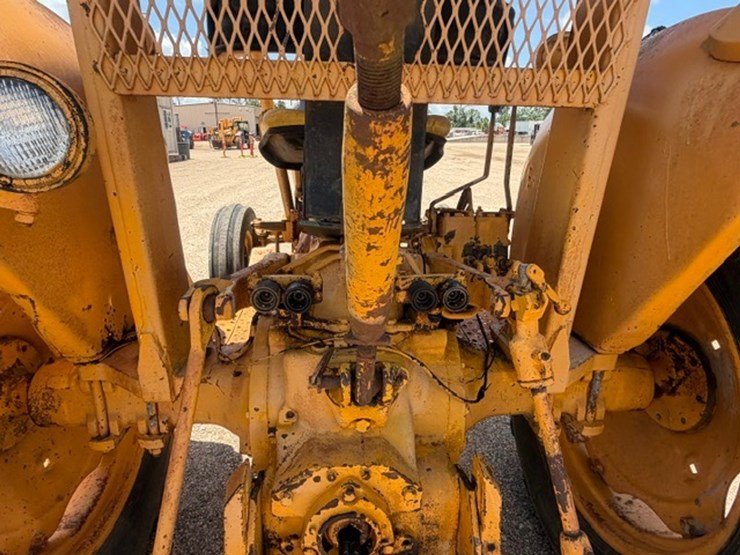john-deere-302-image-41