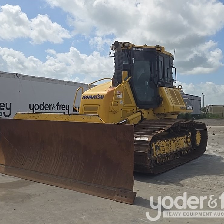 2024 KOMATSU D61PX-24