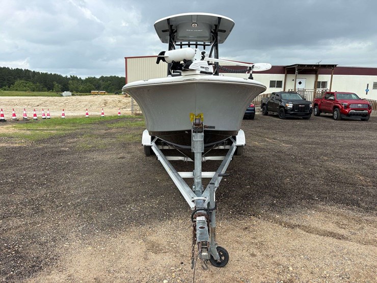 2015-sea-hunt-"triton-210"-center-console-fiberglass-boat-*fully-equipped*-image-5