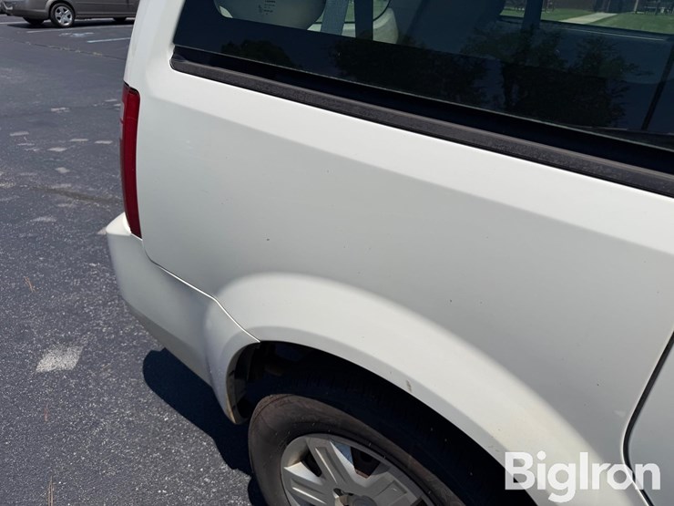 2010-dodge-grand-caravan-se-image-9