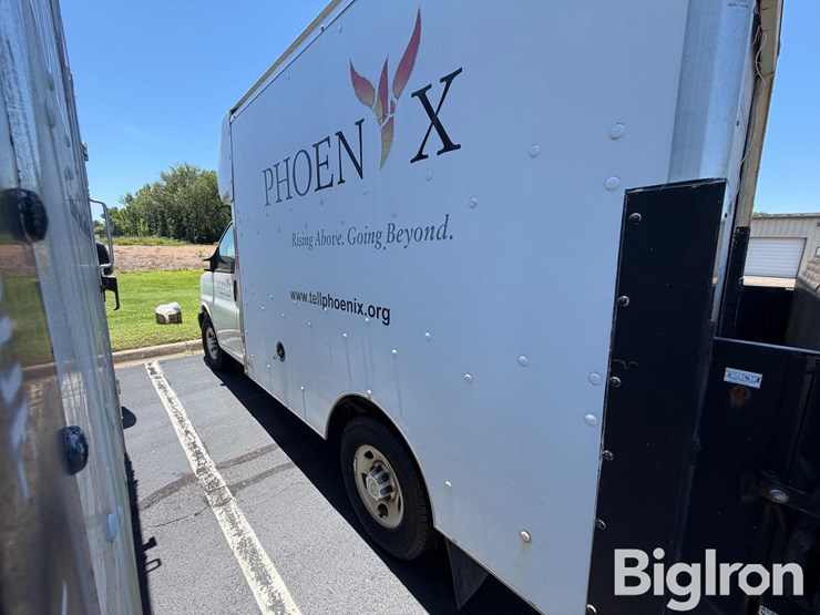 2011-chevrolet-express-g3500-image-10