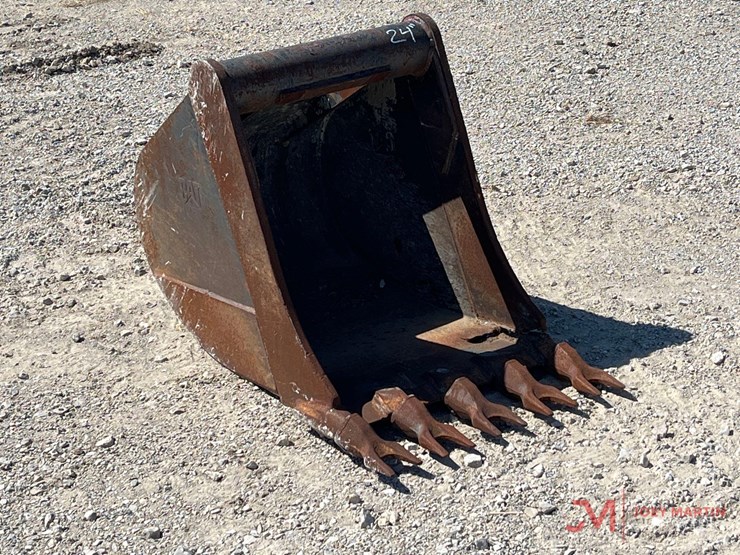 caterpillar-24-image-1