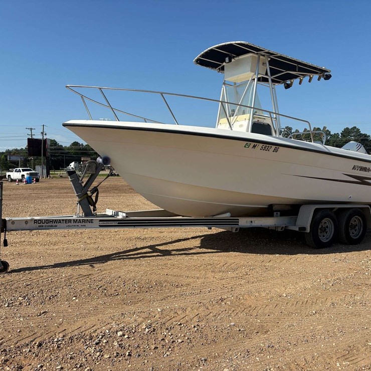 2002 Hydra-Sports 20' Center Console Boat W/ Tandem Axle Trailer