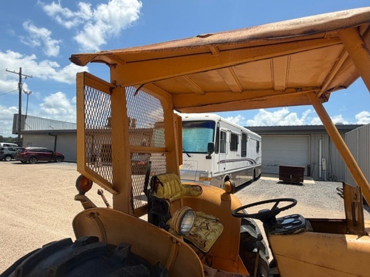 john-deere-302-image-29