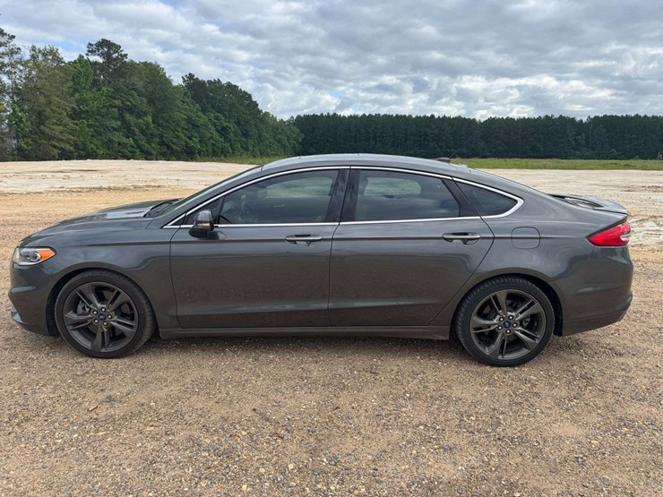 2017-ford-fusion-sport-awd-4dr-sedan---70,774-miles-image-8