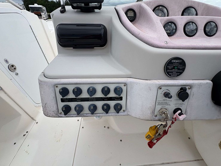 1996-wellcraft-240-eclipse-in-shore-bay-boat-image-22