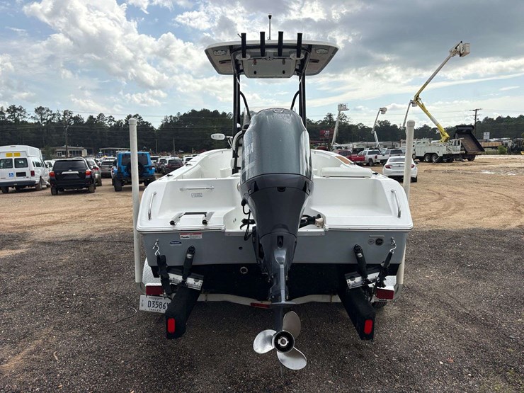 2015-sea-hunt-"triton-210"-center-console-fiberglass-boat-*fully-equipped*-image-6