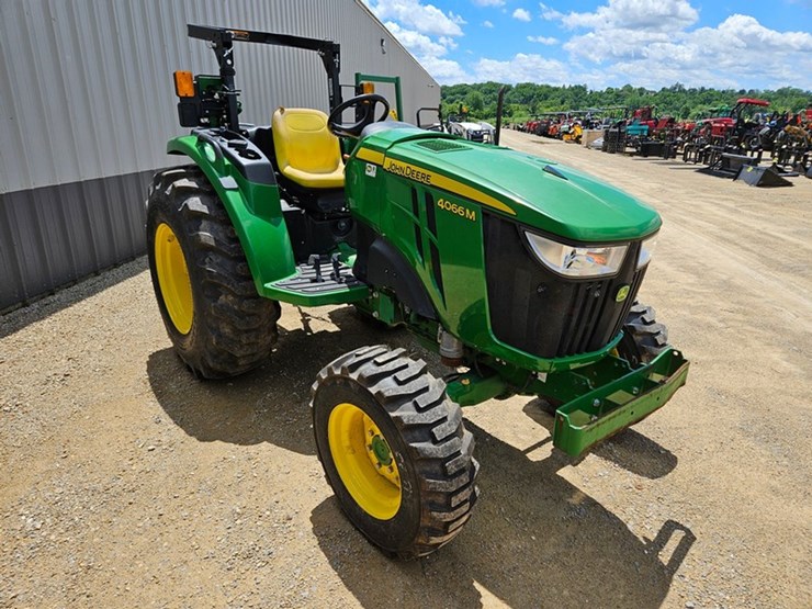 john-deere-4066m-image-7