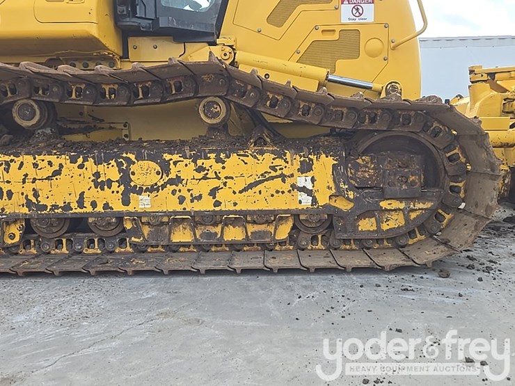 2024-komatsu-d61px-24-image-15