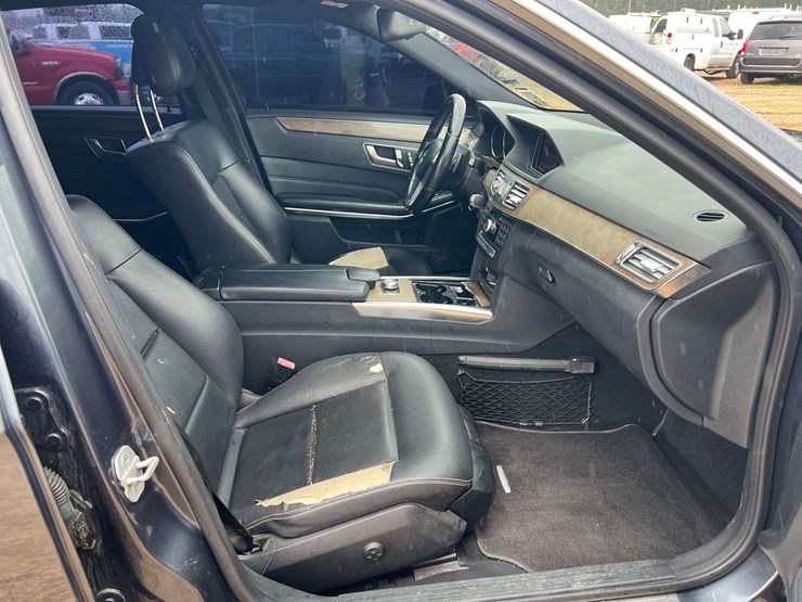2014-mercedes-benz-e350-4-door-sedan-(270,397-miles)-image-19