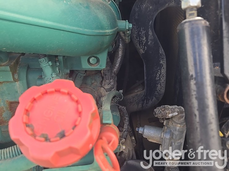 2020-volvo-a25g-image-40