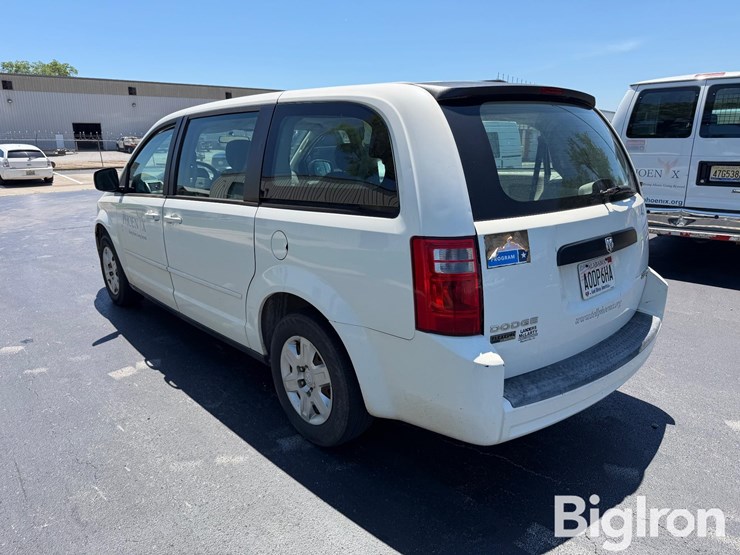 2010-dodge-grand-caravan-se-image-7