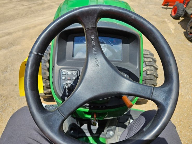 john-deere-4066m-image-38