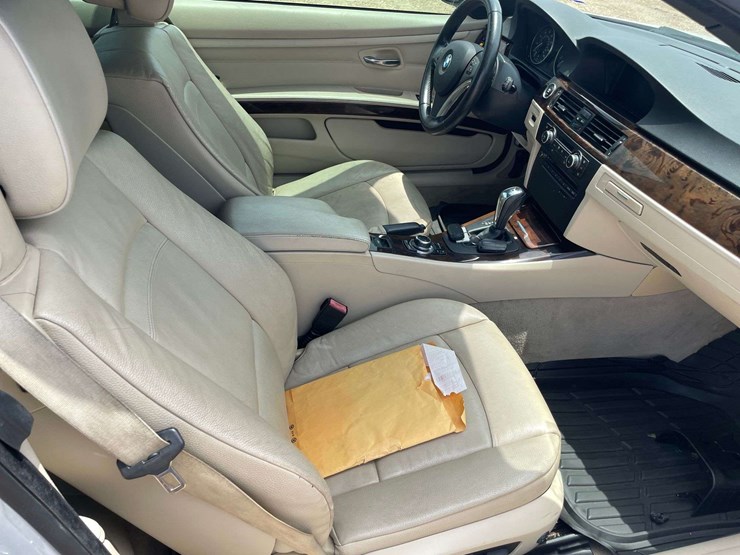 2013-bmw-328i-2-door-convertible-(116,730-miles)-image-18