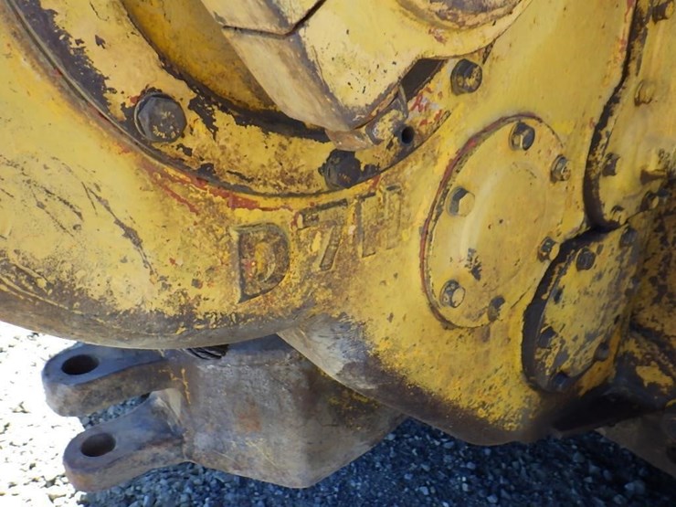 caterpillar-d7-image-24