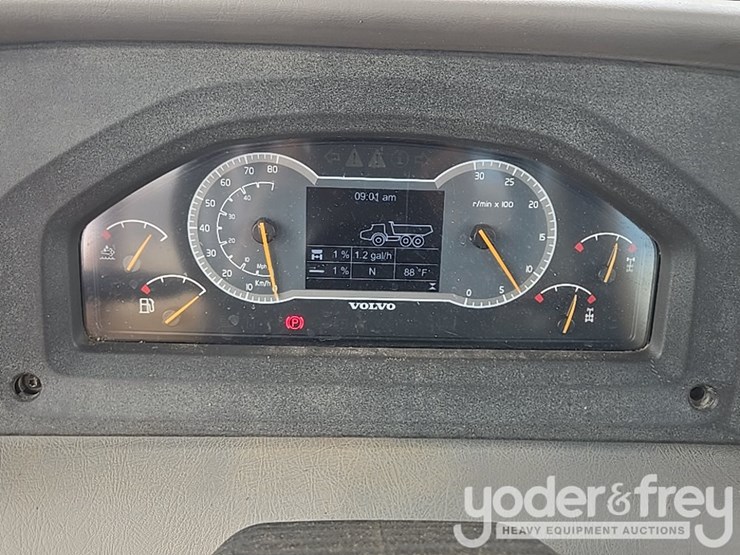 2020-volvo-a25g-image-60