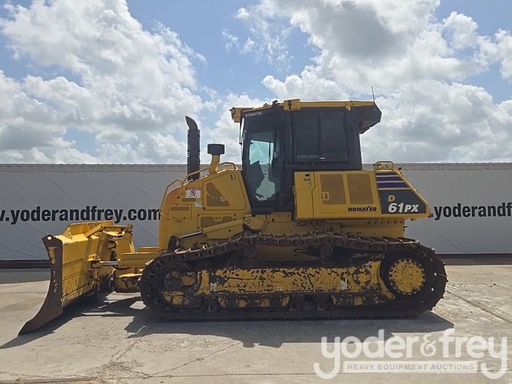 2024-komatsu-d61px-24-image-2