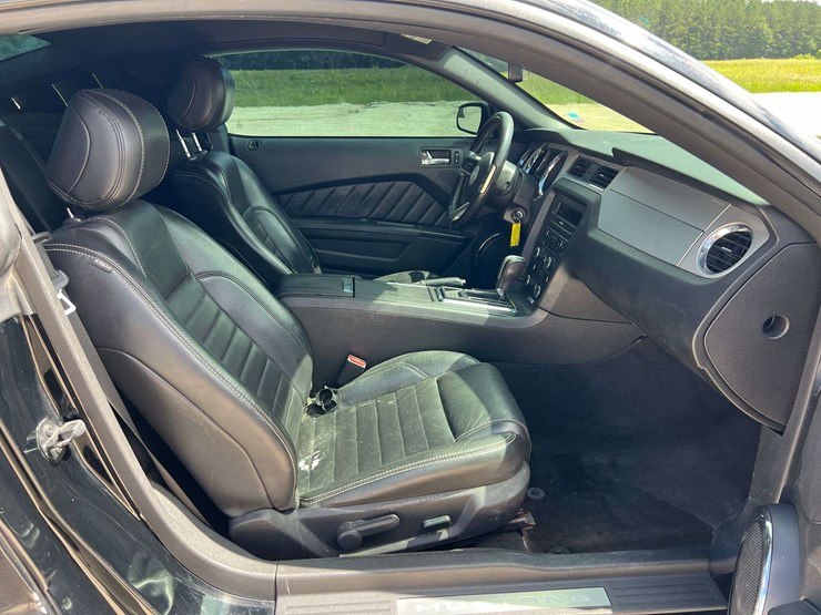 2013-ford-mustang-2-door-coupe-(245,154-miles)-image-16