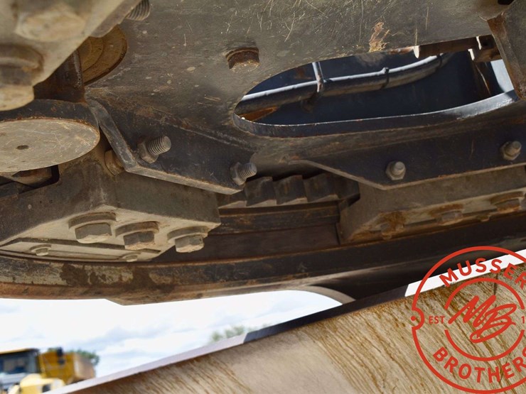 2008-deere-772d-image-39