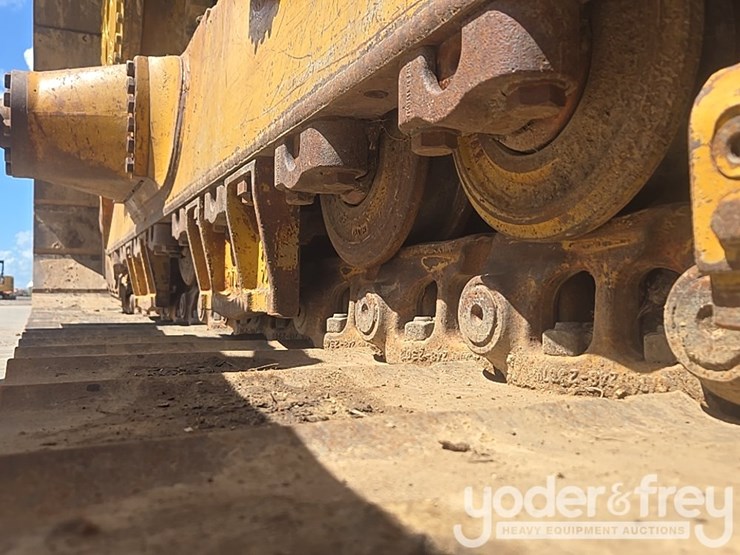 2019-caterpillar-d6t-lgp-image-16
