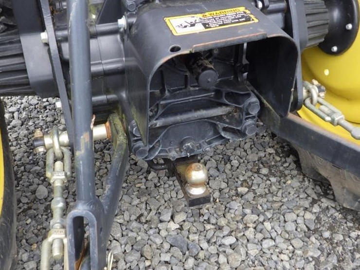 john-deere-3032e-image-22