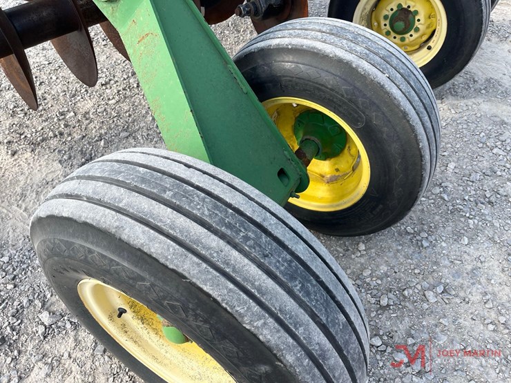 john-deere-637-image-5
