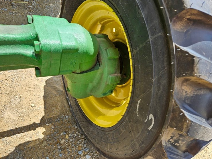 john-deere-4066m-image-12