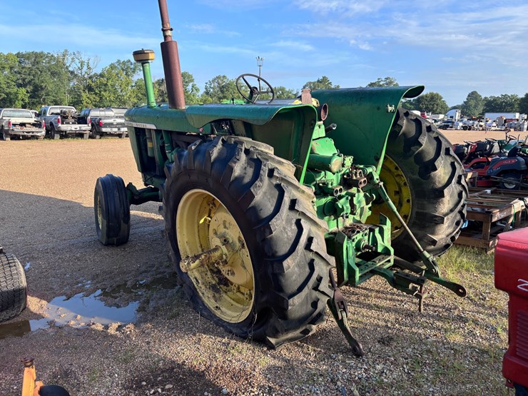 john-deere-5020-image-2