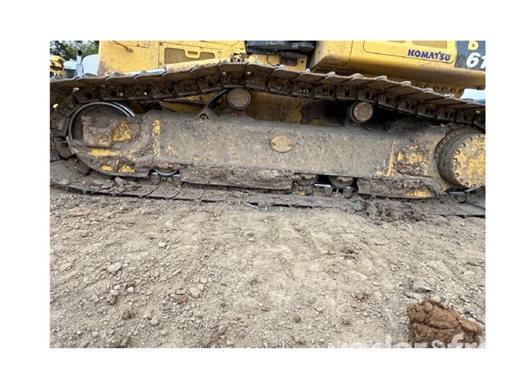 2022-komatsu-d61px-24-image-21