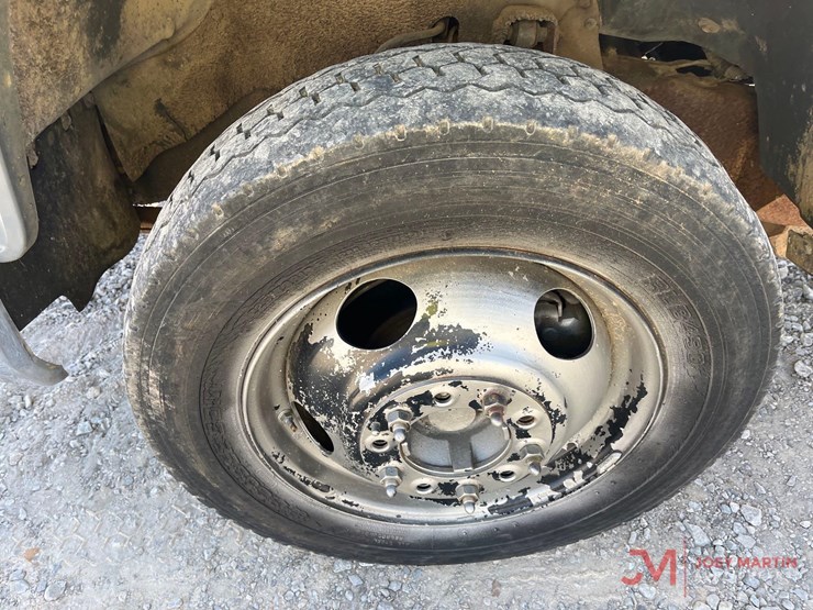 1997-chevrolet-3500-image-5