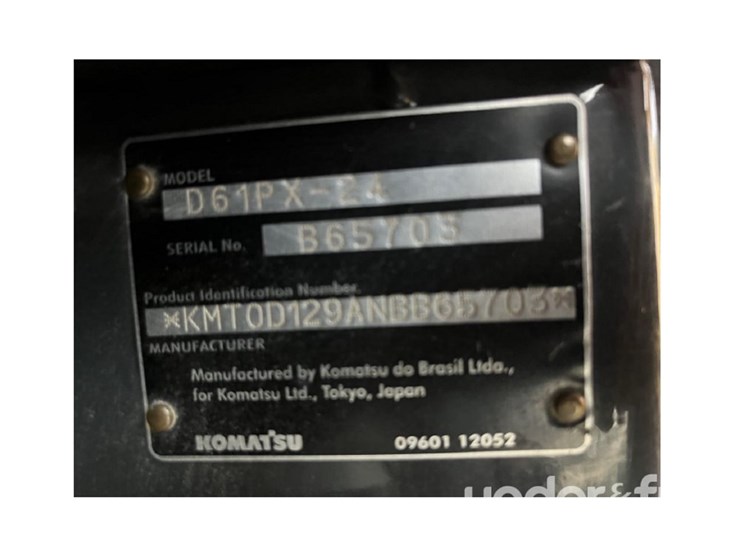 2022-komatsu-d61px-24-image-51