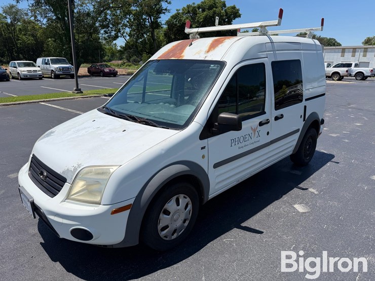 2010-ford-transit-connect-image-1