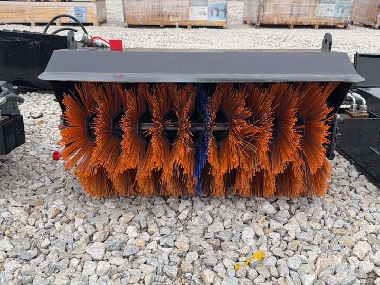 hydraulic-rotary-broom-attachment-for-mini-skid-steer-image-1