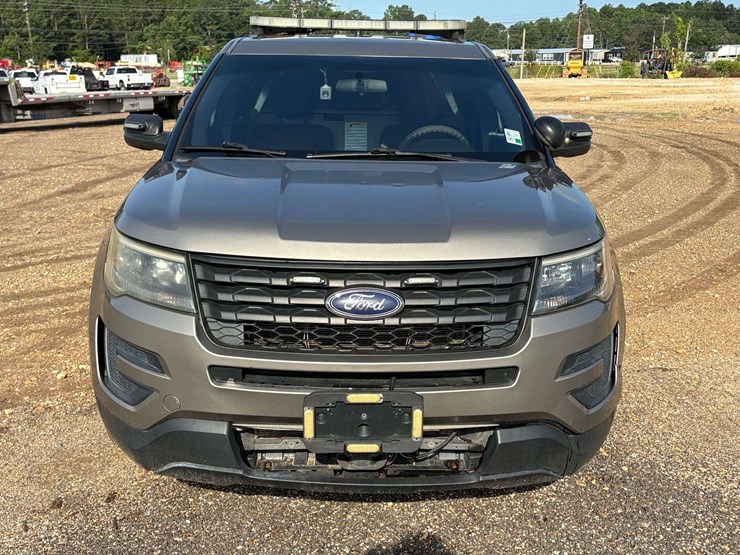 2017-ford-explorer-police-interceptor-image-5