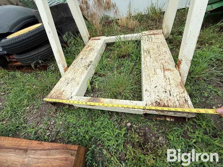 friesen-bulk-bag-handler-image-15