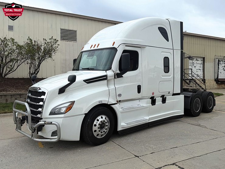 2023-freightliner-cascadia-126-image-1