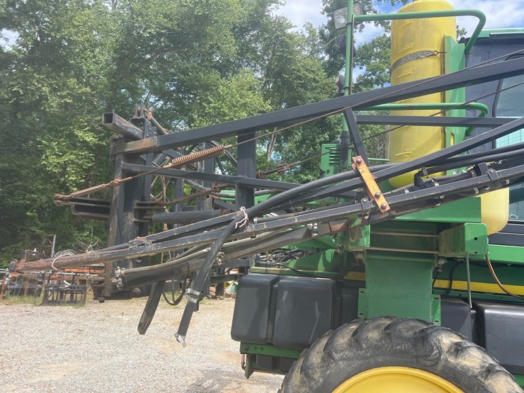 2000-john-deere-6700-image-9