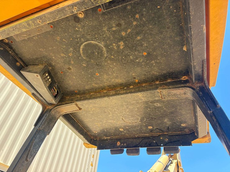 caterpillar-416c-image-15