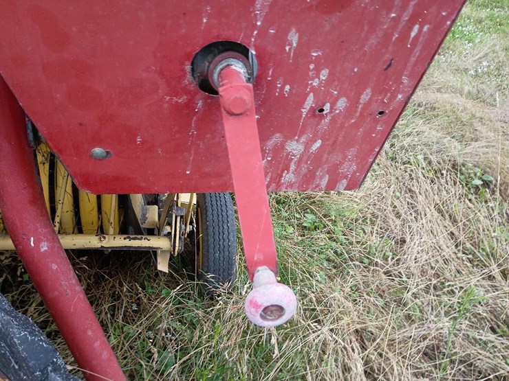 new-holland-654-image-24