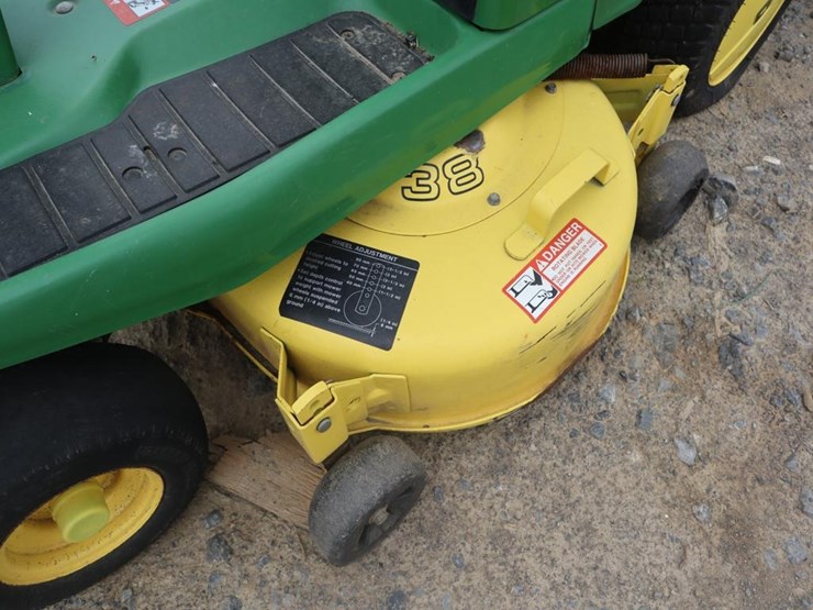john-deere-riding-mower-image-13