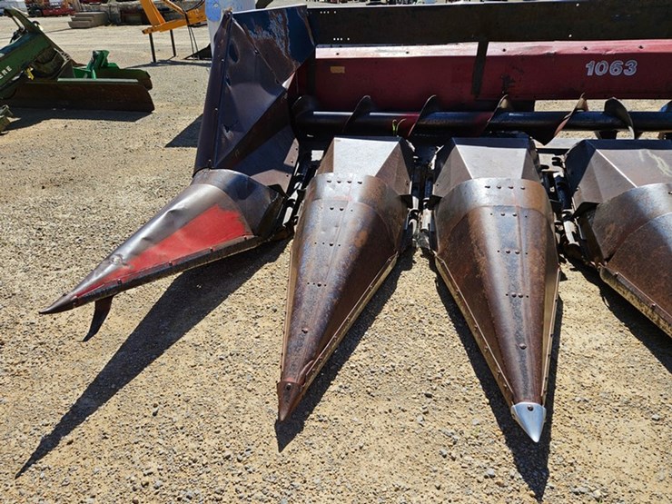 case-ih-1063-image-9