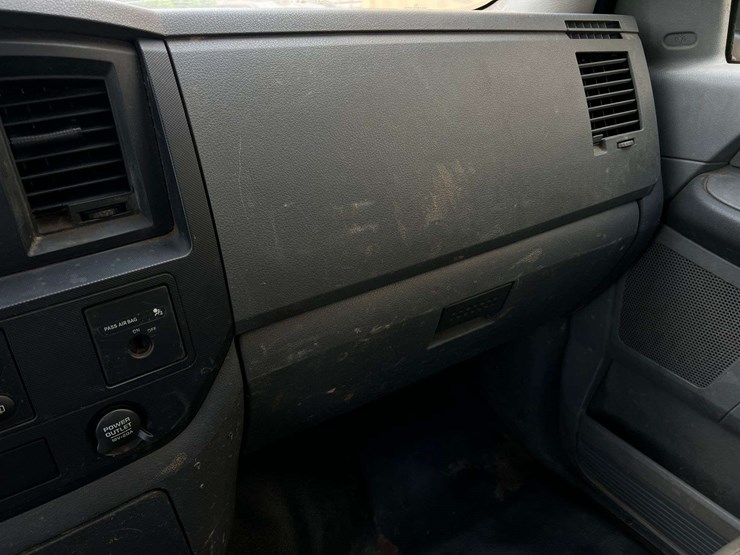 2008-dodge-ram-2500-image-34