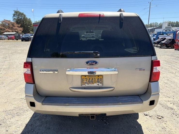 2008-ford-expedition-xlt-image-5