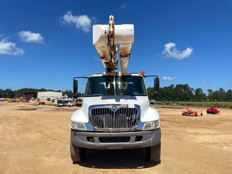 2004-international-durastar-4300-image-5